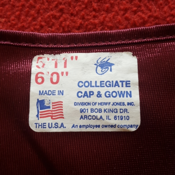 Graduation Robe - Picture 3 of 8